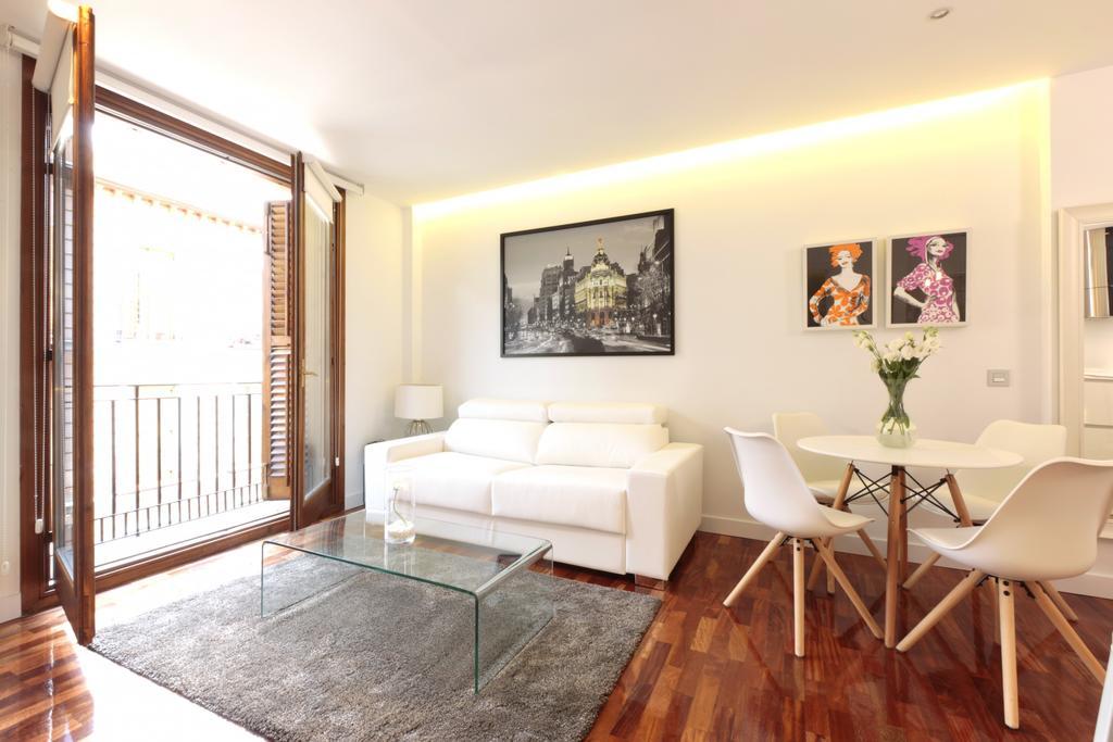 Malasana Center Madrid Bagian luar foto